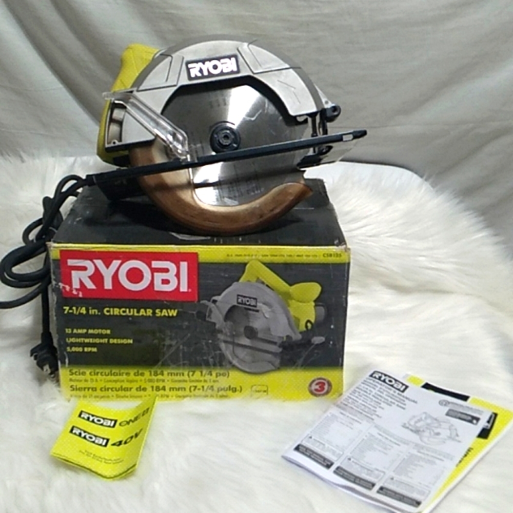(#8 BUILDING) Ryobi Gently Used 7-1/4" Circular Saw w/Box & Manual